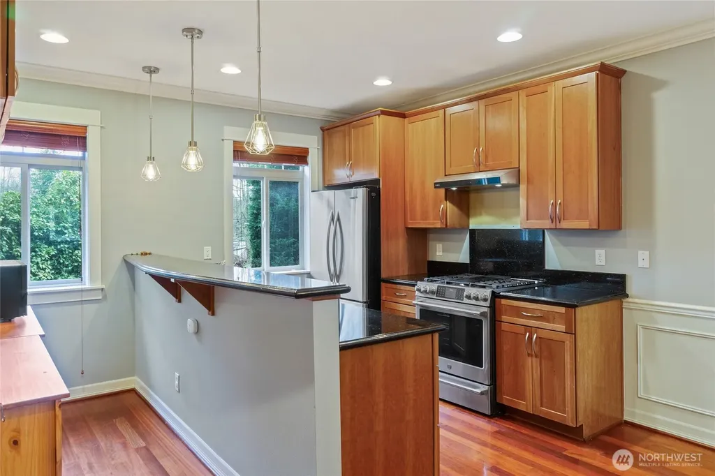 524 25th Avenue S Seattle WA 98144