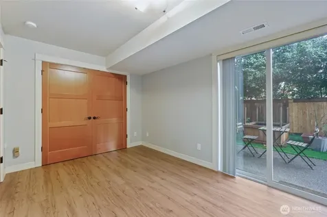 524 25th Avenue S Seattle WA 98144