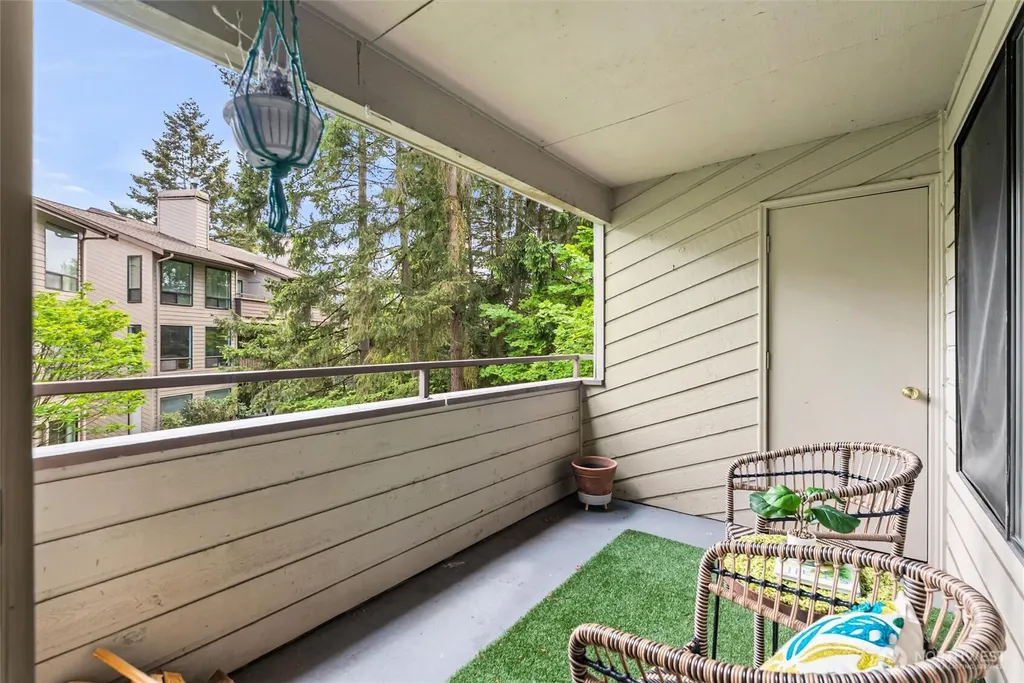 15123 Sunwood Boulevard Tukwila WA 98188