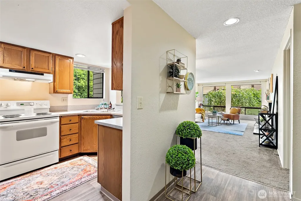 15123 Sunwood Boulevard Tukwila WA 98188