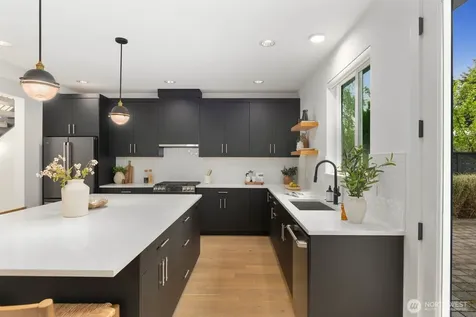 6233 Carleton Avenue S Seattle WA 98108
