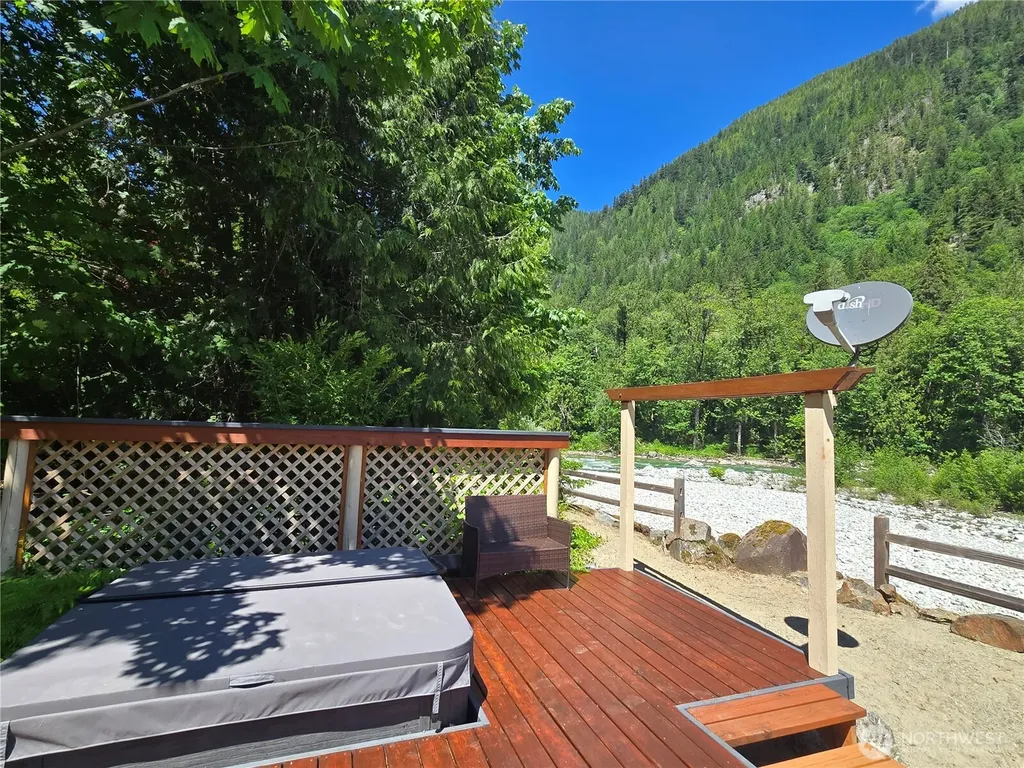 51531 Skyco Drive Index WA 98256