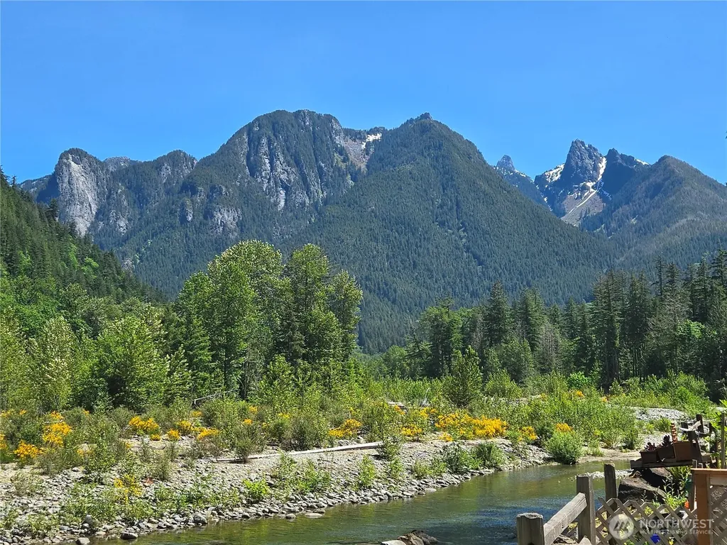 51531 Skyco Drive Index WA 98256