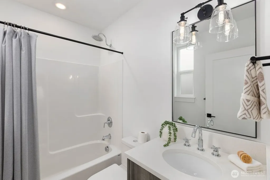 6233 Carleton Avenue S Seattle WA 98108