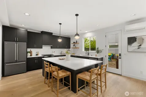 6233 Carleton Avenue S Seattle WA 98108