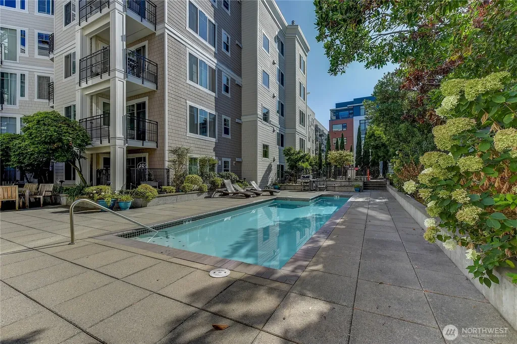 1525 NW 57th Street Seattle WA 98107