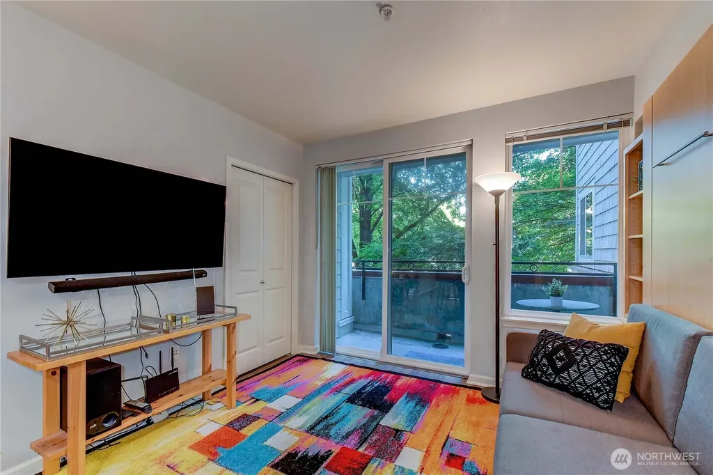 1525 NW 57th Street Seattle WA 98107