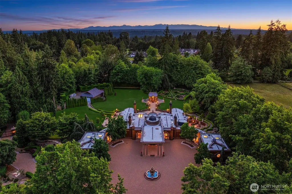 14523 172nd Avenue NE Woodinville WA 98072
