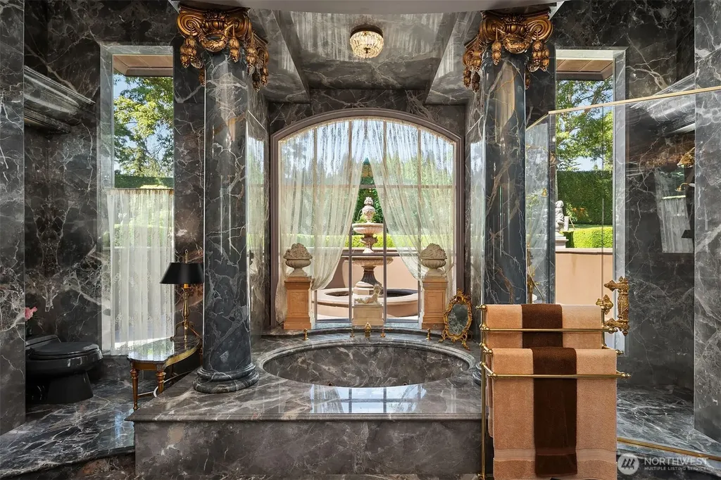 14523 172nd Avenue NE Woodinville WA 98072