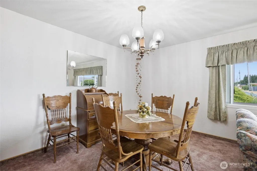 209 W 5th Street Warden WA 98857