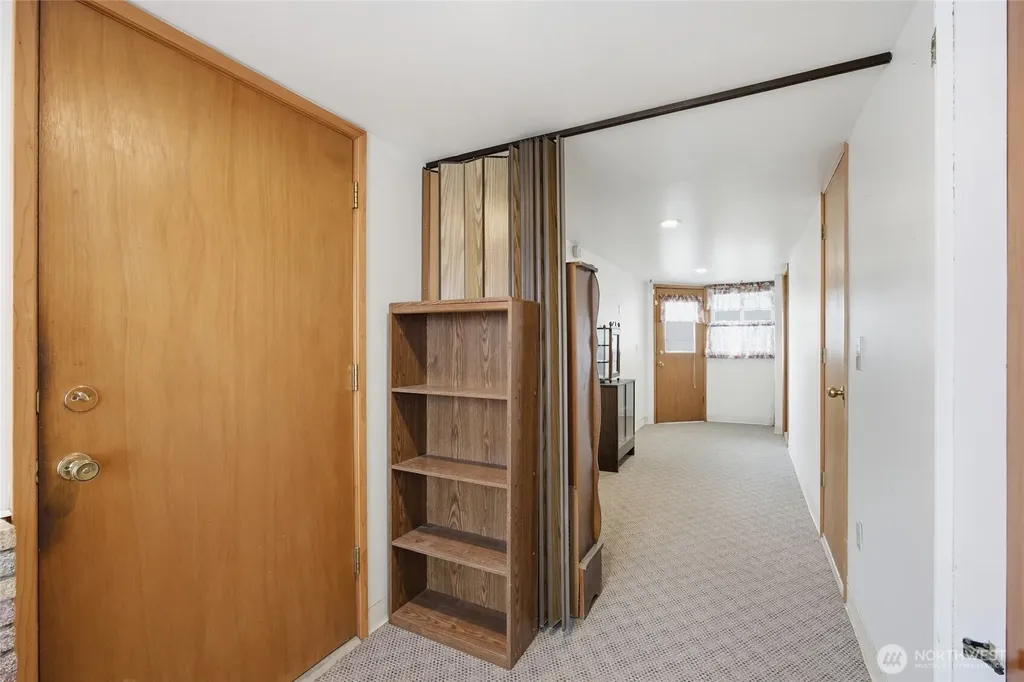 209 W 5th Street Warden WA 98857