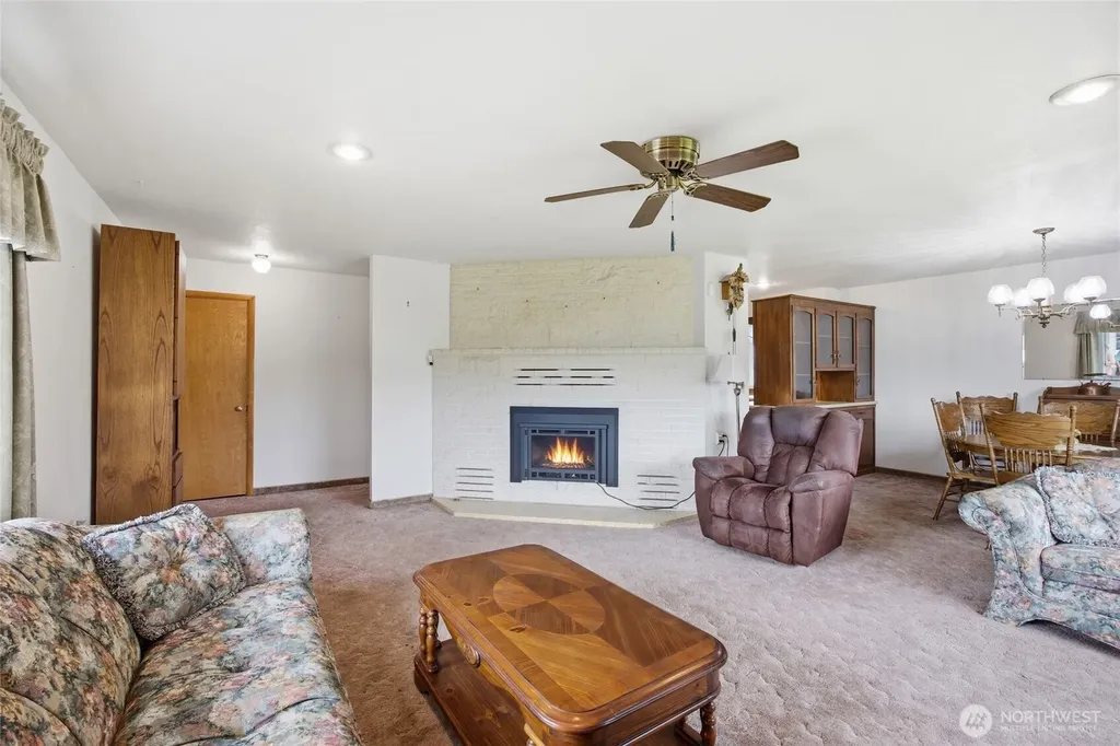 209 W 5th Street Warden WA 98857