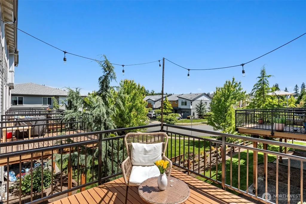 19409 36th Avenue SE Bothell WA 98012