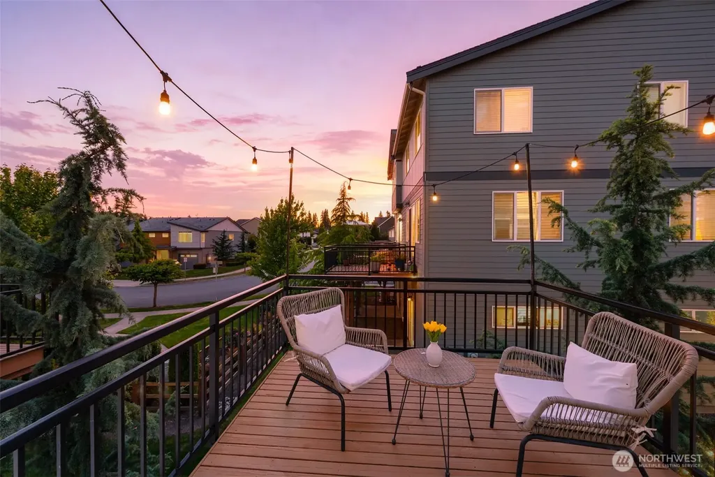 19409 36th Avenue SE Bothell WA 98012