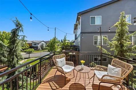 19409 36th Avenue SE Bothell WA 98012