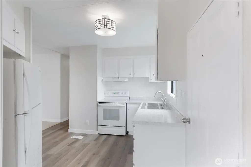 4400 Ocean Beach Highway Longview WA 98632