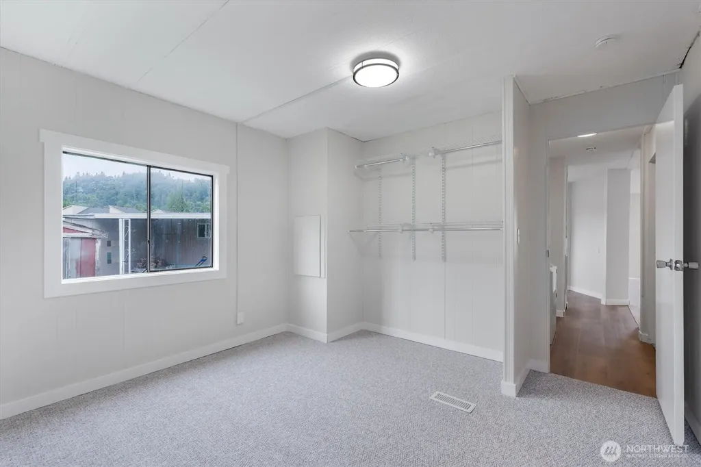 4400 Ocean Beach Highway Longview WA 98632