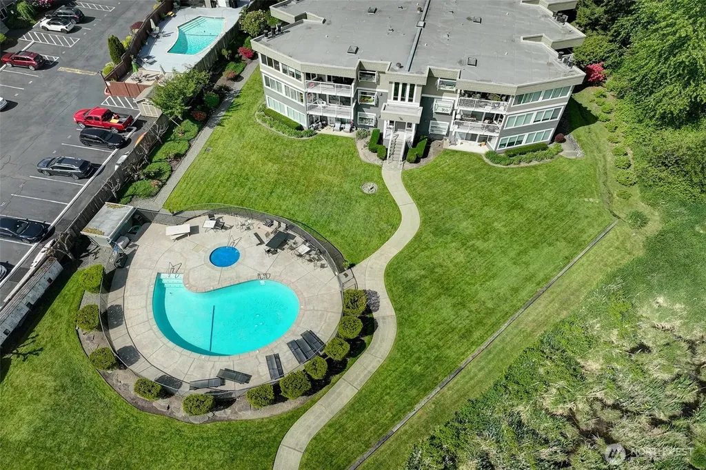 4214 W Lake Sammamish Parkway NE Redmond WA 98052