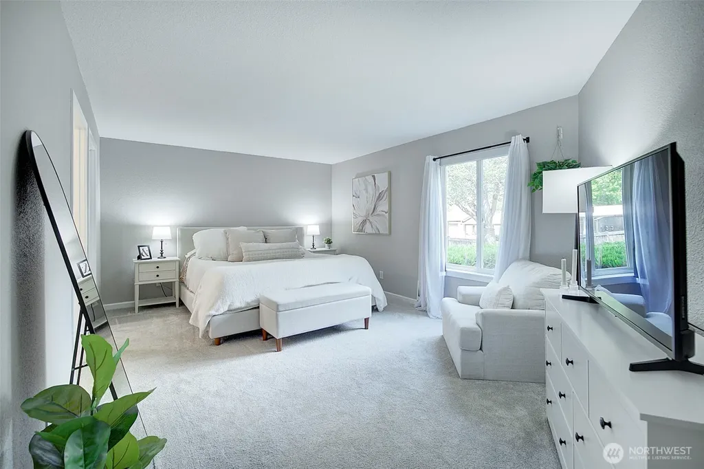 4214 W Lake Sammamish Parkway NE Redmond WA 98052