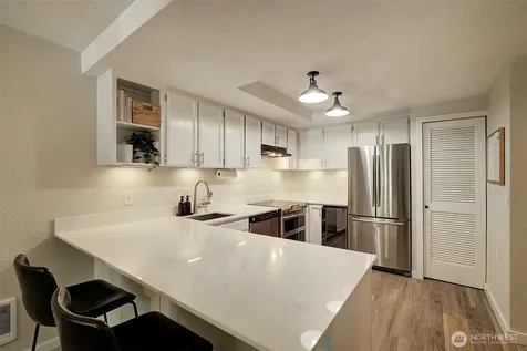 4214 W Lake Sammamish Parkway NE Redmond WA 98052