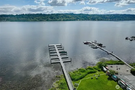 4214 W Lake Sammamish Parkway NE Redmond WA 98052