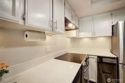 4214 W Lake Sammamish Parkway NE Redmond WA 98052