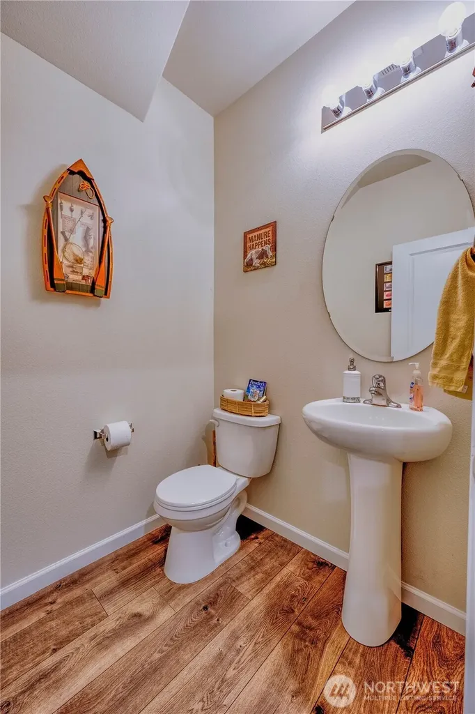 7129 Munn Lake Drive SE Tumwater WA 98501