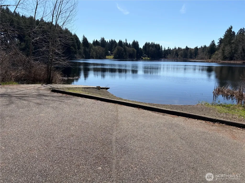 7129 Munn Lake Drive SE Tumwater WA 98501