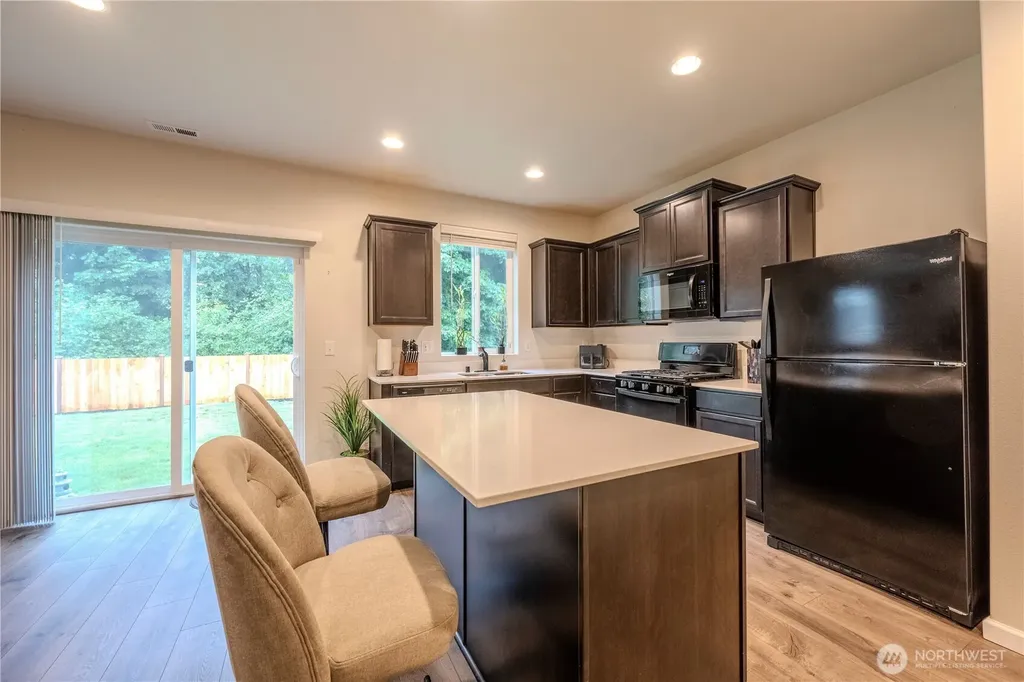 7129 Munn Lake Drive SE Tumwater WA 98501