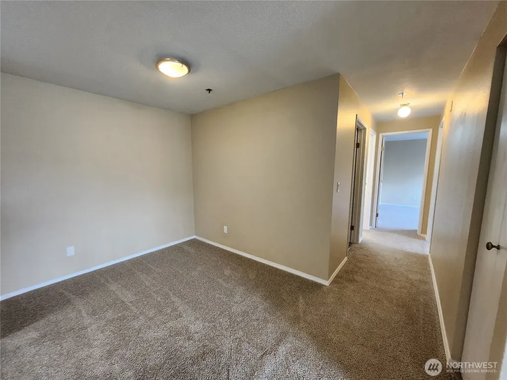 215 100th Street SW Everett WA 98204
