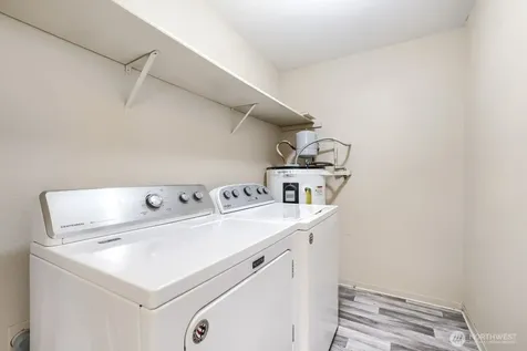 215 100th Street SW Everett WA 98204