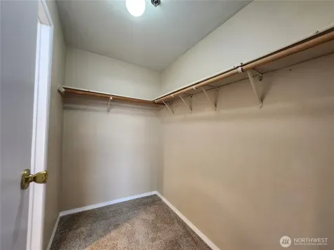 215 100th Street SW Everett WA 98204