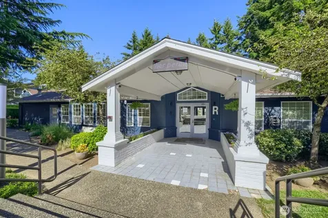 215 100th Street SW Everett WA 98204