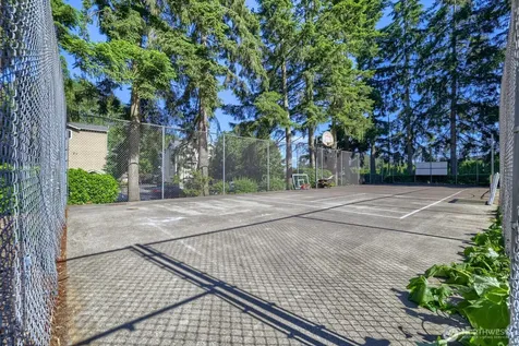 215 100th Street SW Everett WA 98204