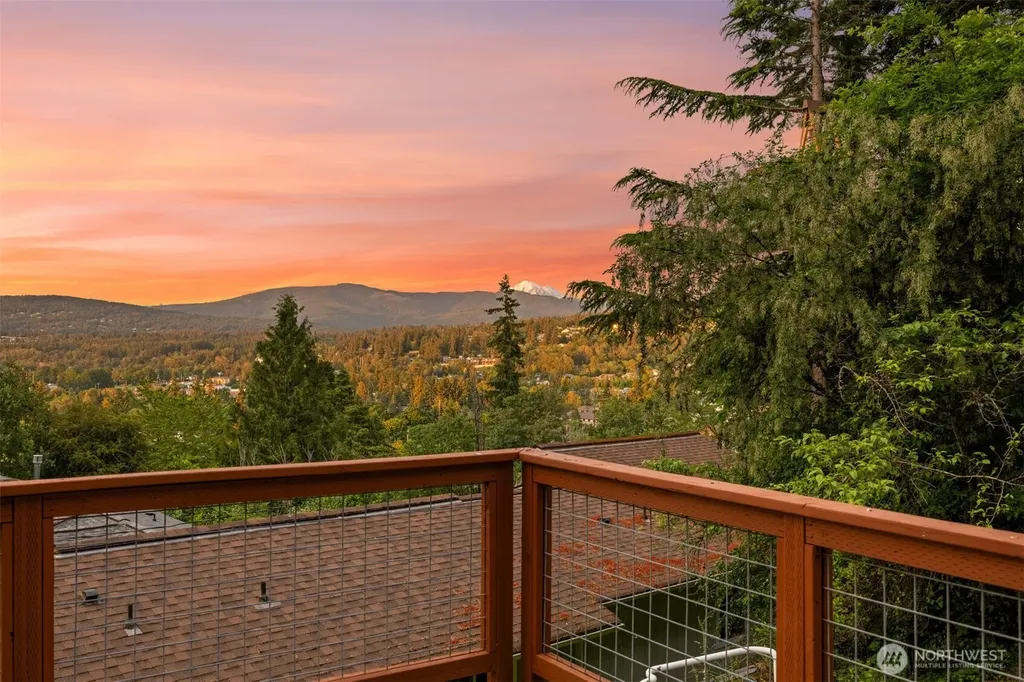 809 Liberty Street Bellingham WA 98225