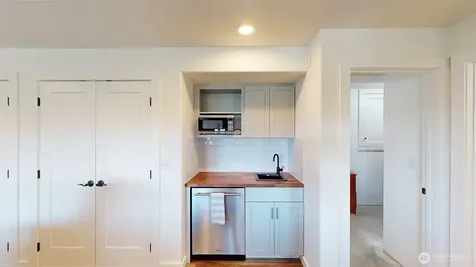 534 Dewberry Avenue E Omak WA 98841