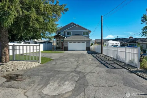 534 Dewberry Avenue E Omak WA 98841