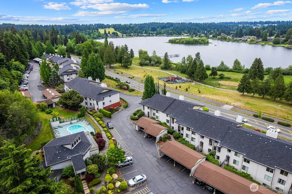 23403 Lakeview Drive Mountlake Terrace WA 98043
