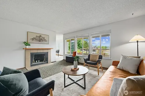 23403 Lakeview Drive Mountlake Terrace WA 98043