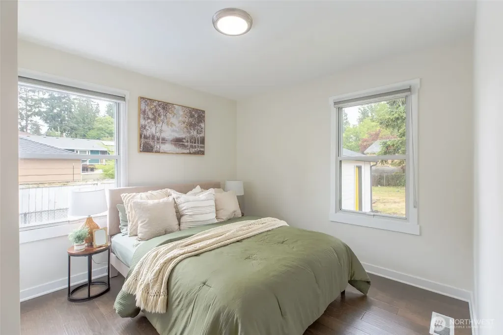 1420 S 129th Street Burien WA 98168