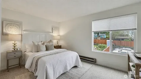 8800 20th Avenue NE Seattle WA 98115