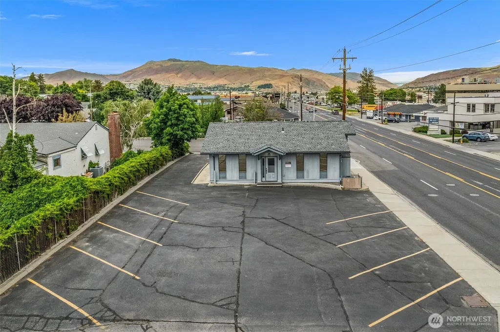 710 N Miller Street Wenatchee WA 98801