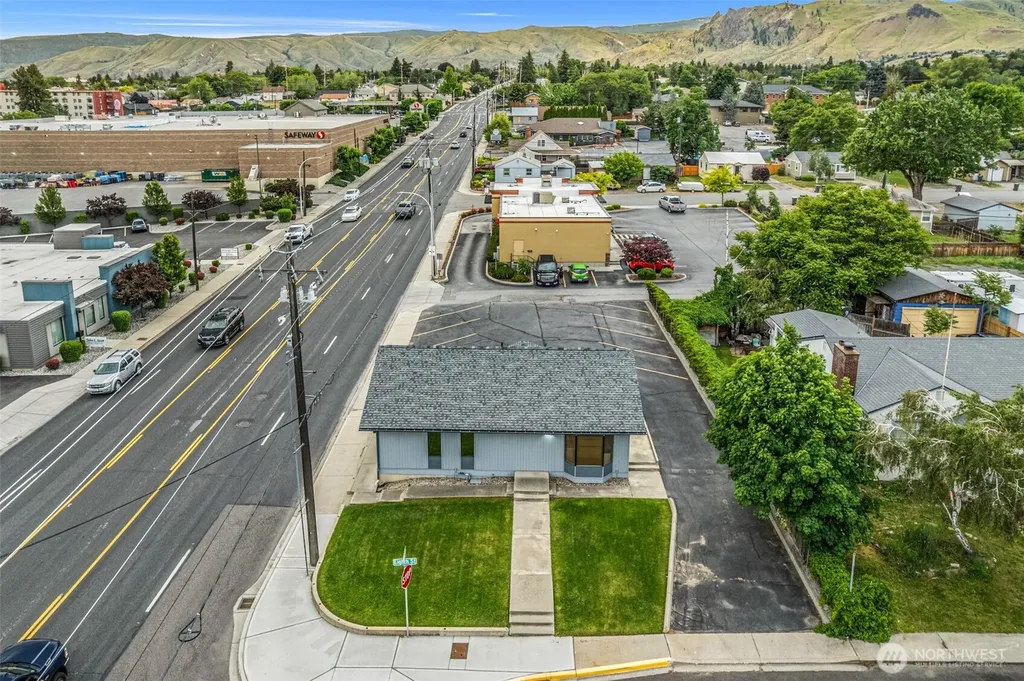 710 N Miller Street Wenatchee WA 98801