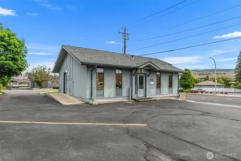 710 N Miller Street Wenatchee WA 98801