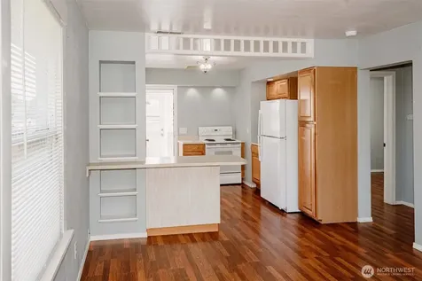 2218 Summit Avenue Everett WA 98201