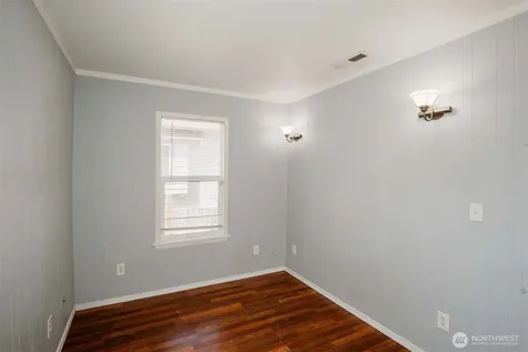2218 Summit Avenue Everett WA 98201