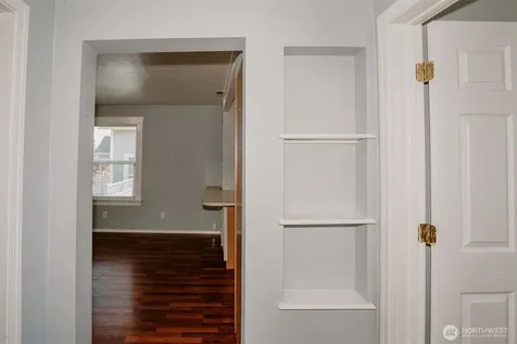 2218 Summit Avenue Everett WA 98201