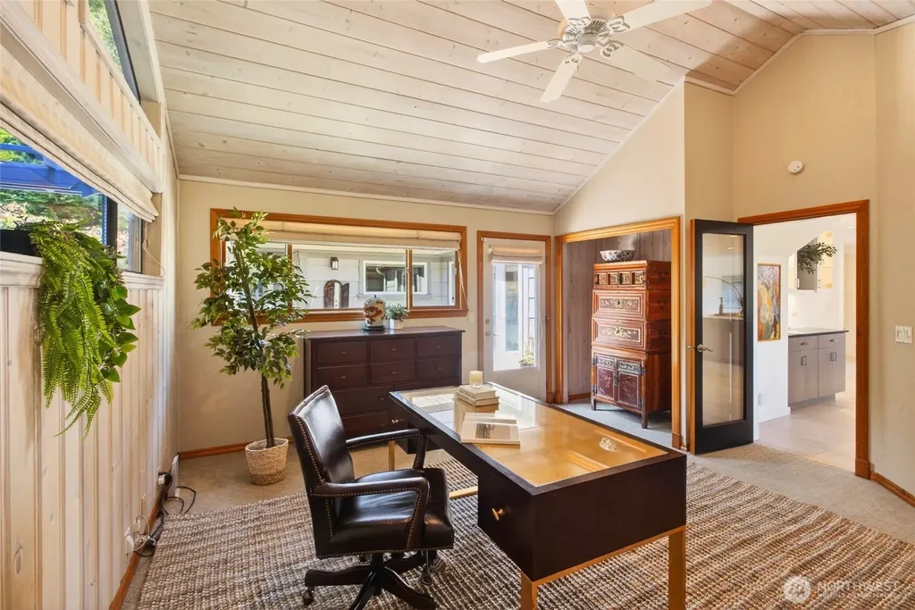10567 NE West Kingston Road Kingston WA 98346