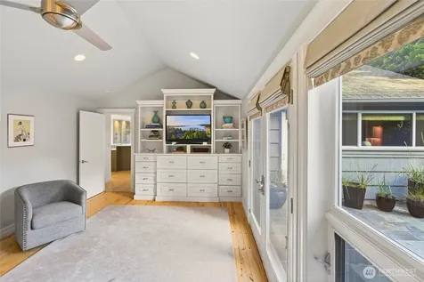 10567 NE West Kingston Road Kingston WA 98346
