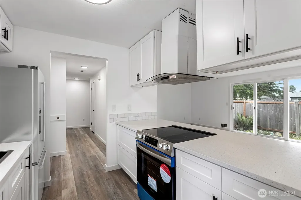 9719 5th Street NE Lake Stevens WA 98258